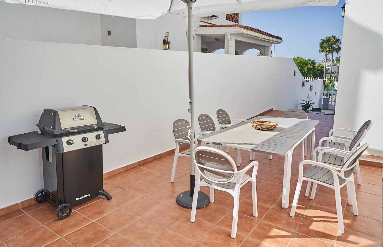 Villa Pura - Private Jacuzzi & Heated Pool Nerja Eksteriør bilde