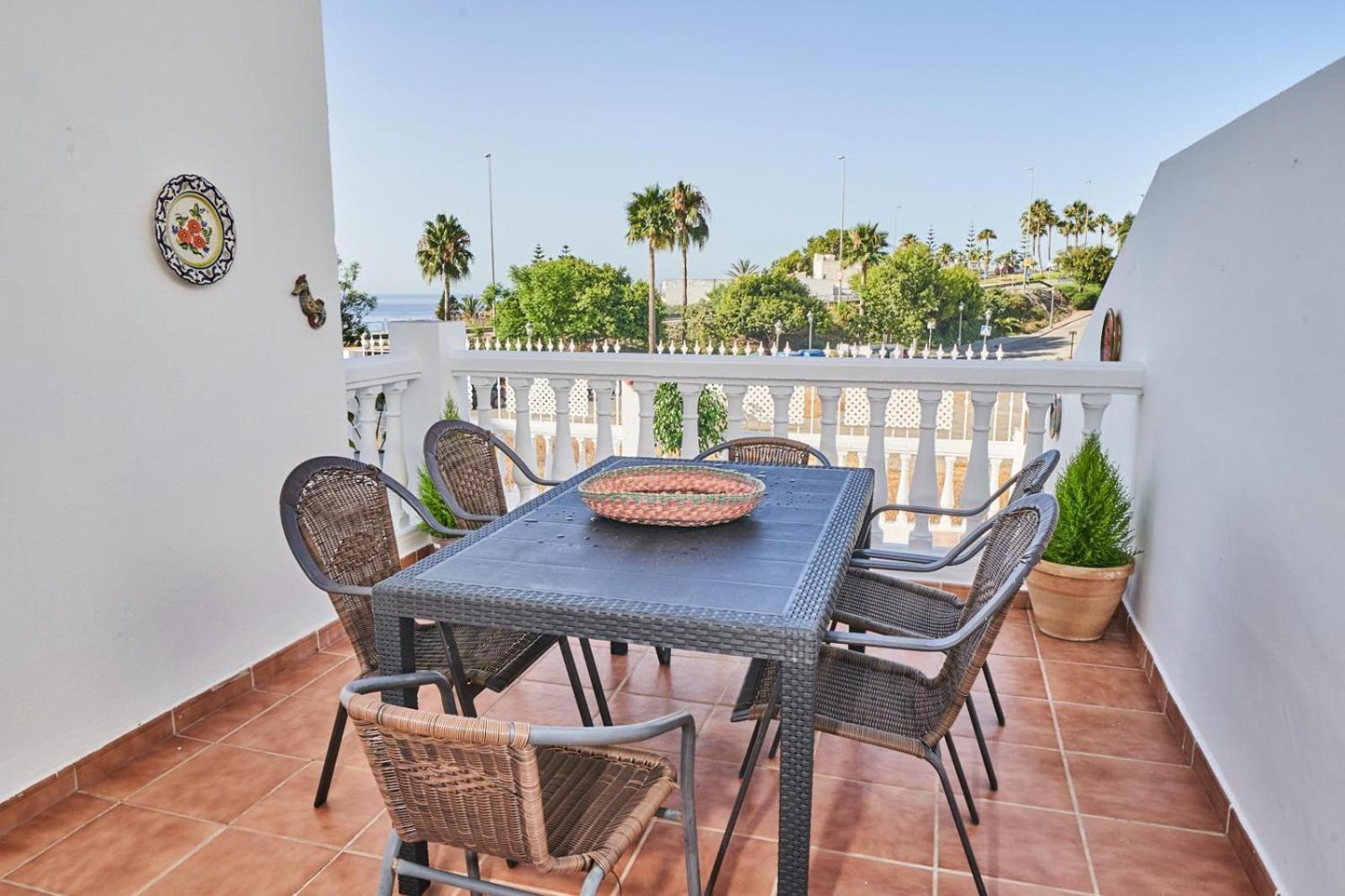 Villa Pura - Private Jacuzzi & Heated Pool Nerja Eksteriør bilde