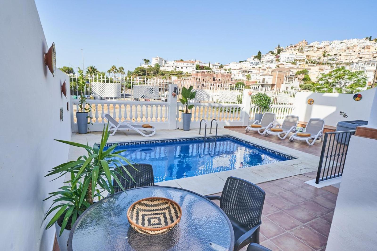 Villa Pura - Private Jacuzzi & Heated Pool Nerja Eksteriør bilde